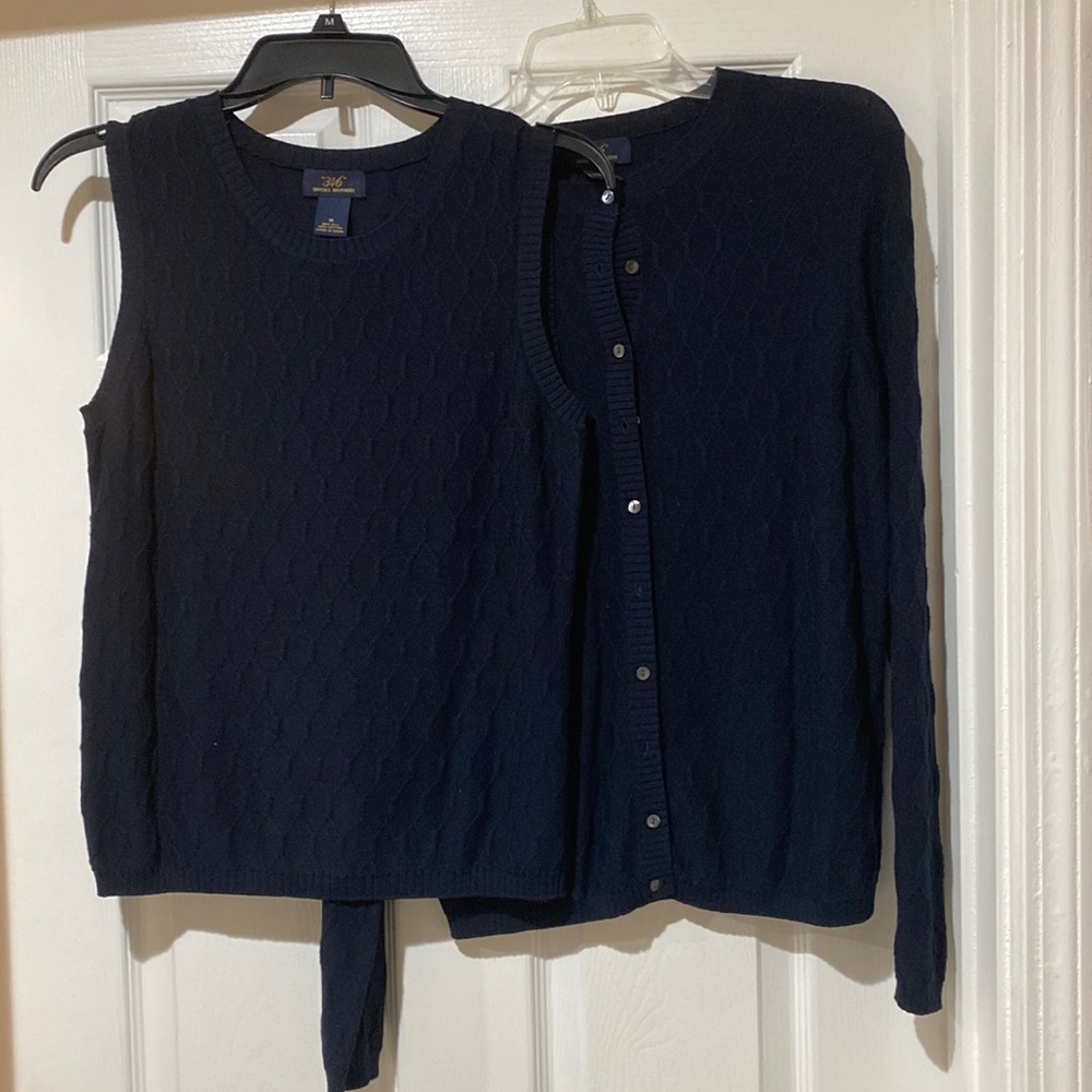 Navy Blue 346 Brooks Brothers sweater set gently worn